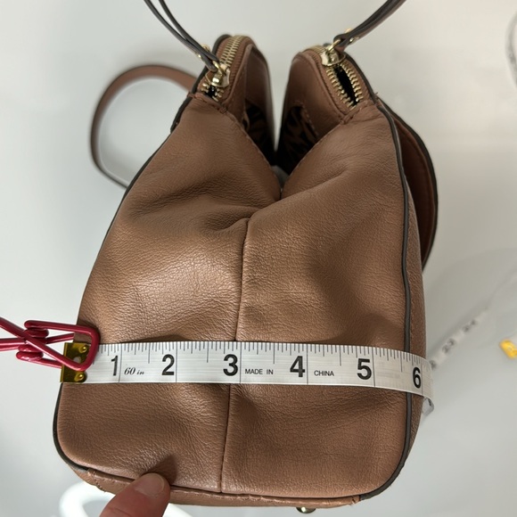 B. Makowsky dusty rose leather double chain strap satchel - Picture 15 of 16